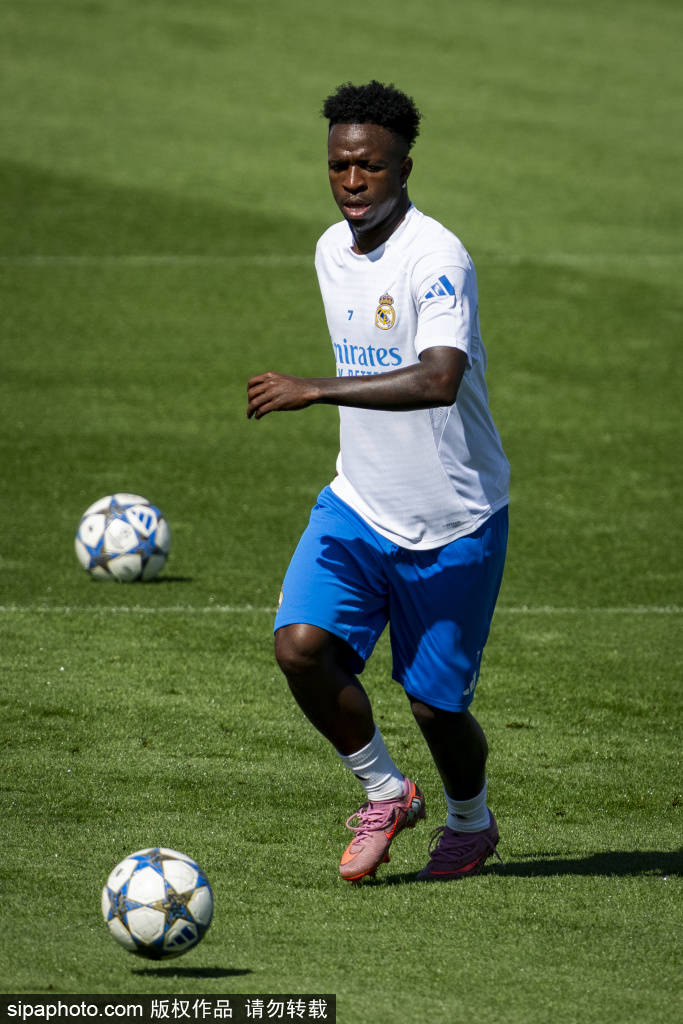 皇马德比惨败后，三大球员发声道歉，欧冠能否救赎？